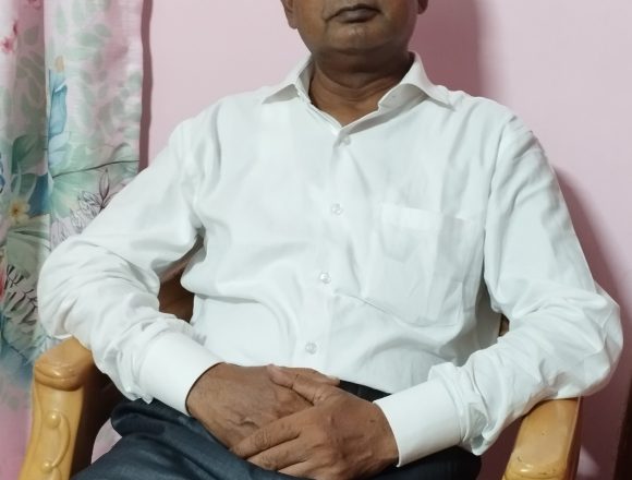 মাননীয় শিক্ষামন্ত্রী: আসল জায়গায় দৃষ্টি দিন  