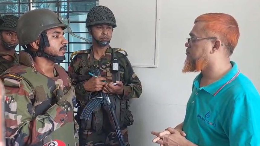 গাজীপুরের কালিগঞ্জে অতিরিক্ত দামে গ্যাস বিক্রি যৌথ বাহিনীর অভিযান ৩ লাখ টাকা জরিমানা