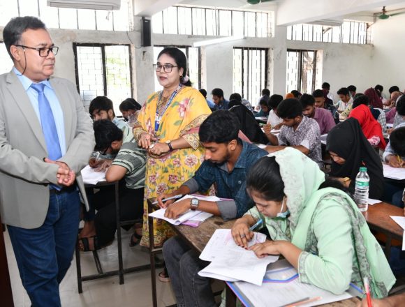 জাতীয় বিশ্ববিদ্যালয়ে স্নাতক (সম্মান) প্রথম বর্ষের ভর্তি পরীক্ষা অনুষ্ঠিত