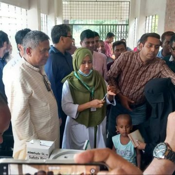 শ্রীপুরে উৎসবমুখর পরিবেশে হাম-রুবেলা টিকাদান ক্যাম্পেইনের উদ্বোধন