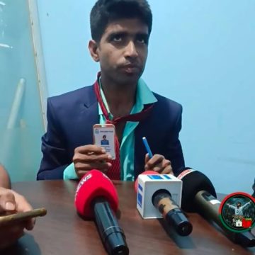 রংপুরে প্রেমিকার আস্থা অর্জনে পুলিশের ভুয়া আইডি কার্ড বানাতে গিয়ে আটক যুবক