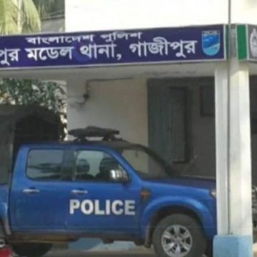 শ্রীপুরে স্ত্রীর লাশ ঘরে রেখে তালাবন্ধ করে পালিয়েছেন স্বামী