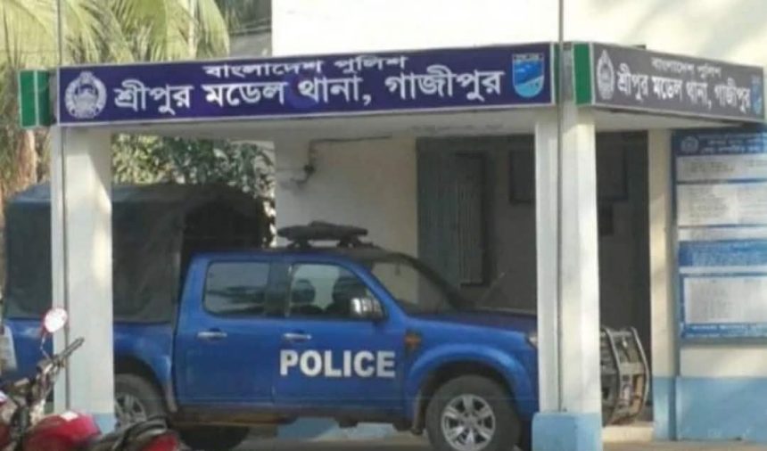 Messenger_creation_6A94DED1-0598-4A20-8457-9A85445AEB18 শ্রীপুরে স্ত্রীর লাশ ঘরে রেখে তালাবন্ধ করে পালিয়েছেন স্বামী