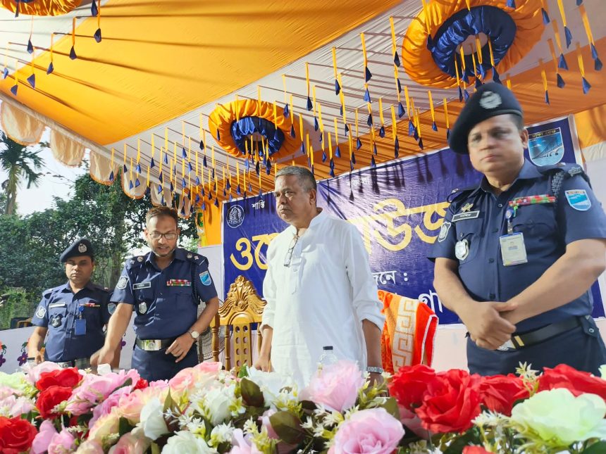 ‎‎‘মাদকের সঙ্গে সম্পৃক্ত কেউ দলীয় পদ পাবে না’ শ্রীপুরে পুলিশের ওপেন হাউজ ডে অনুষ্ঠানে- এমপি বাচ্চু