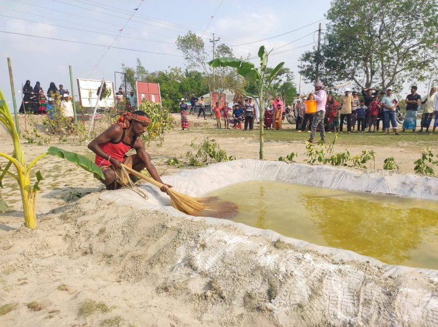 Messenger_creation_990894363374881 কয়রায় ঘূর্ণিঝড় দুর্যোগ প্রস্তুতি বিষয়ক মহড়া