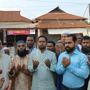 শ্রীপুরে ৭৪ লক্ষ টাকা ব্যয়ে পৃথক দুটি রাস্তার উন্নয়ন কাজের উদ্বোধন