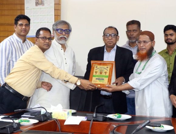 “শ্রমের মর্যাদায় গড়া আলী হোসেনের কর্মজীবন আমাদের জন্য অনুপ্রেরণা”- বাউবি উপাচার্য