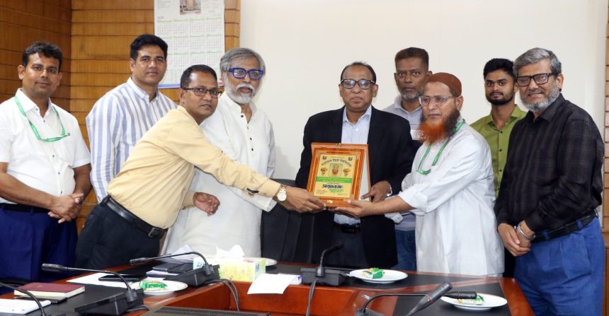 “শ্রমের মর্যাদায় গড়া আলী হোসেনের কর্মজীবন আমাদের জন্য অনুপ্রেরণা”- বাউবি উপাচার্য