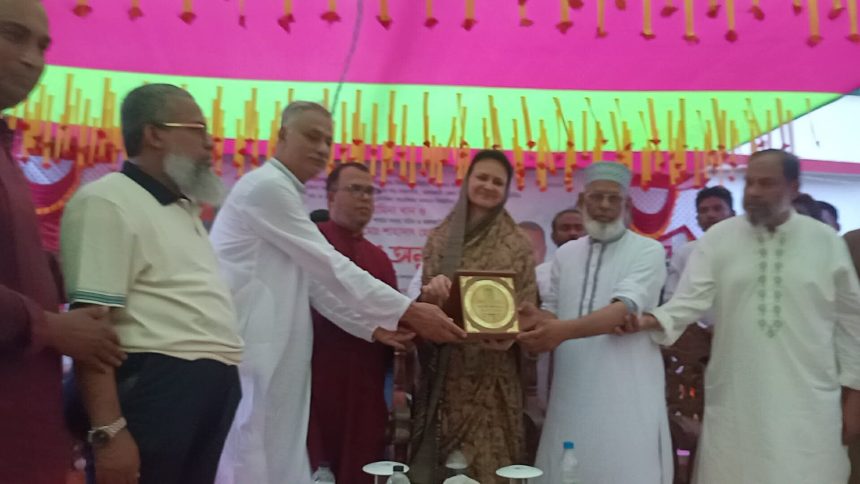 সংবর্ধনা অনুষ্ঠান থেকে বরিশাল এয়ারপোর্টকে আন্তর্জাতিক মানের এয়ারপোর্ট করার দাবী এমপি জেবা’র