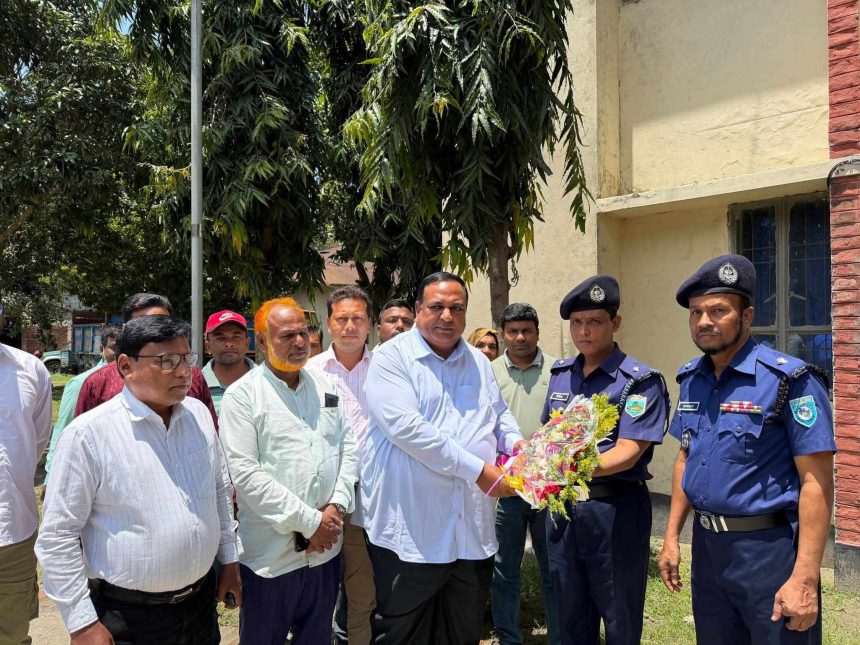 কালীগঞ্জে উপজেলা প্রশাসন ও পুলিশের সাথে এমপি বাবুলের মতবিনিময়