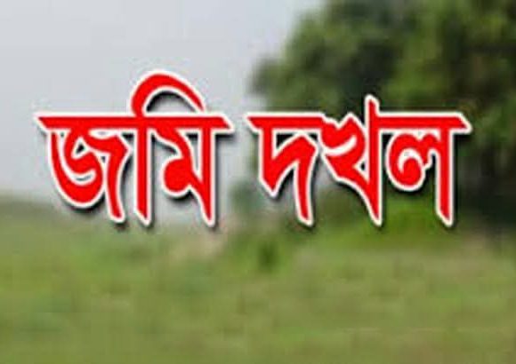 শ্রীপুরে পৈতৃক জমি জবরদখল ও মাদ্রাসার মালামাল লুটের অভিযোগ- শিক্ষককে মারধর