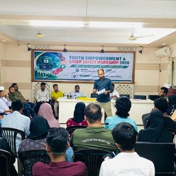 Messenger_creation_952501394505021 ঝালকাঠিতে ইয়াসের যুব উন্নয়ন ও সাইবার নিরাপত্তা বিষয়ক কর্মশালা অনুষ্ঠিত