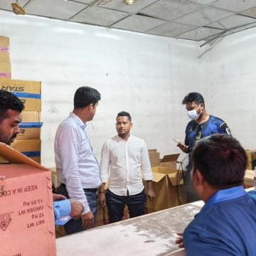 কোনাবাড়ীতে সিগারেট মজুদের দায় ভ্রাম্যমান আদালতের অভিযান ২ লাখ টাকা জরিমানা