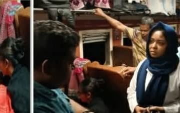 চলন্ত ট্রেনে অসুস্থ খোদেজা বেগম , তিন চিকিৎসকের মানবিক সেবায় সুস্থতা