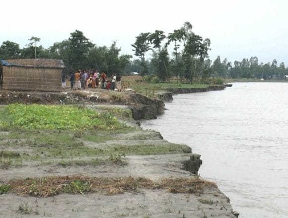 তিস্তার ৩০ পয়েন্টে তীব্র ভাঙন, বিলীন হচ্ছে ভিটেমাটি ফসলি জমি