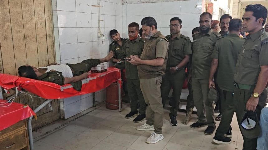 বনের জমি উদ্ধার করতে গিয়ে শ্রীপুরে রেঞ্জ কর্মকর্তাসহ বনকর্মীদের ওপর হামলা, গাড়ি ভাঙচুর