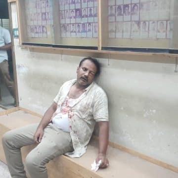 রংপুর কোতয়ালী থানায় নেতাকে মারধরের অভিযোগ, ৩ পুলিশ সদস্য ক্লোজড