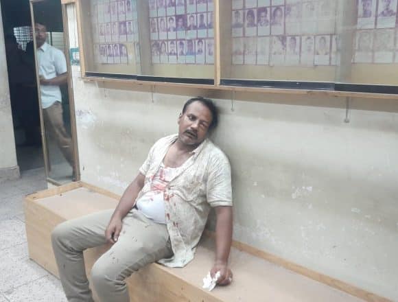 রংপুর কোতয়ালী থানায় নেতাকে মারধরের অভিযোগ, ৩ পুলিশ সদস্য ক্লোজড