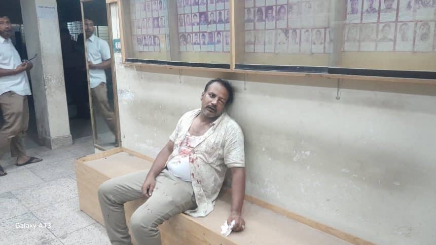 রংপুর কোতয়ালী থানায় নেতাকে মারধরের অভিযোগ, ৩ পুলিশ সদস্য ক্লোজড