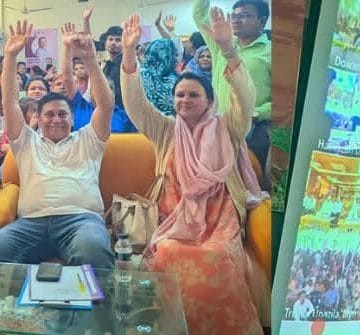 রংপুরের পীরগঞ্জে ফ্যামিলি কার্ডের আওতায় ৬৬৫ জন নারী