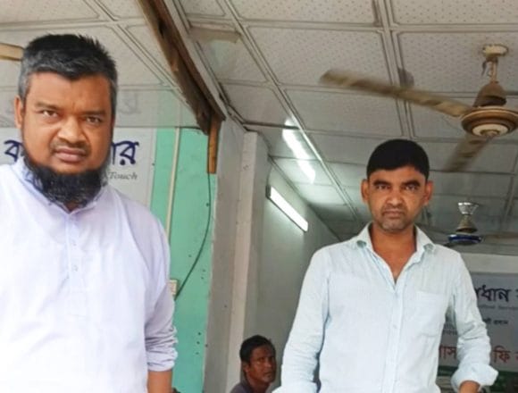 ‎গাজীপুর আঞ্চলিক পাসপোর্ট অফিসে সাংবাদিক পরিচয় দিয়ে দালালির অভিযোগ, বিতর্কে এক ব্যক্তি