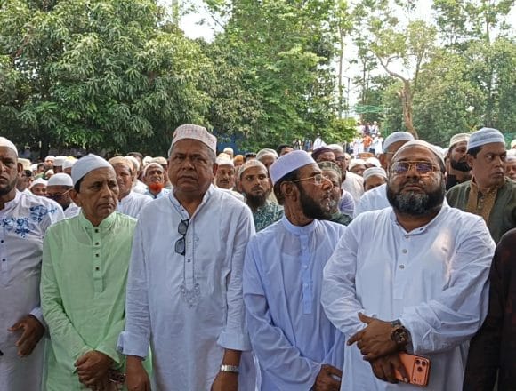 শোকের মাতম শ্রীপুরে- সাবেক মেয়র আনিছুর রহমানের পাশাপাশি চিরনিদ্রায় ছোট বোনও