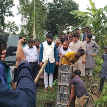 রাজারহাটের বাছড়া, কুড়িগ্রাম-২ আসনের সংসদ সদস্য ড. আতিক রহমান মুজাহিদের নতুন একটি সেতু উদ্বোধন-