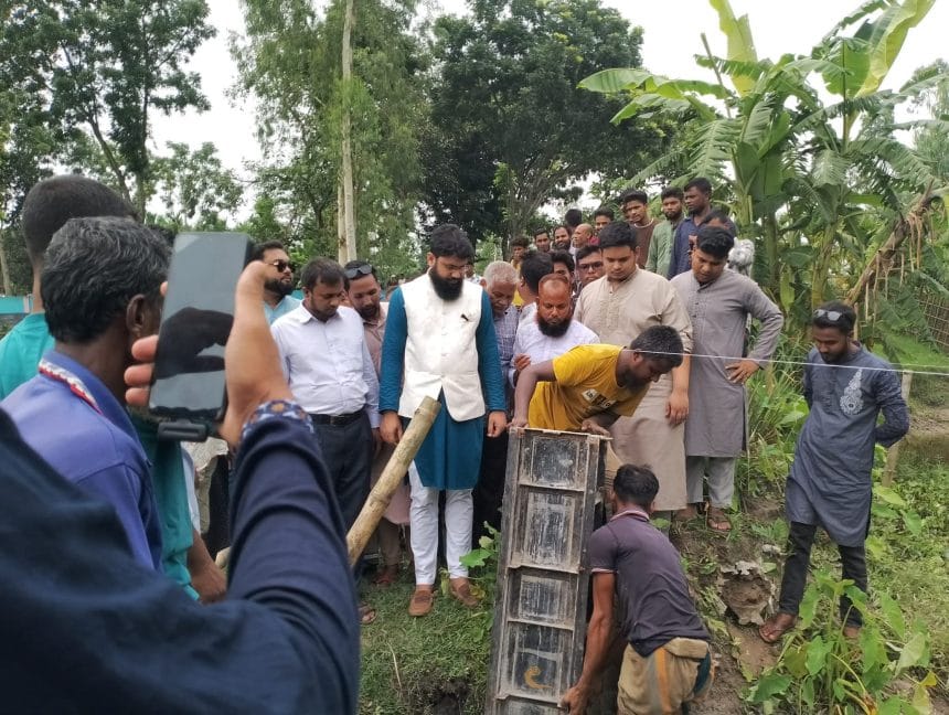 received_1672510287131925 (1) রাজারহাটের বাছড়া, কুড়িগ্রাম-২ আসনের সংসদ সদস্য ড. আতিক রহমান মুজাহিদের নতুন একটি সেতু উদ্বোধন-