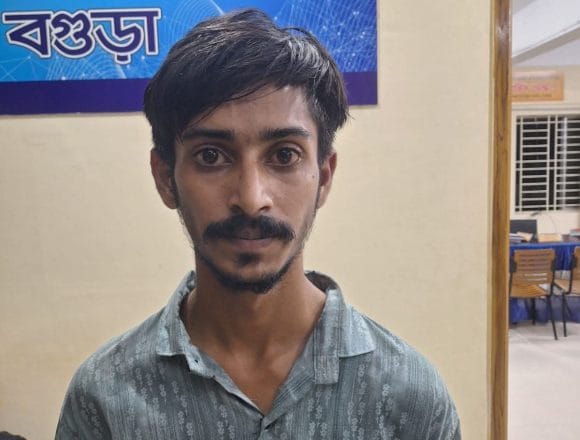 বগুড়ার শেরপুরে ছিনতাই করা মোটরসাইকেল নিয়ে ডাকাতির চেষ্টা, গ্রেপ্তার ১
