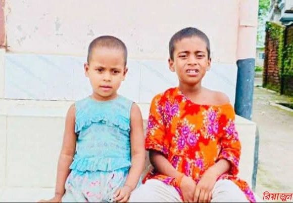 received_2087433271893848 দুই শিশু কন্যাকে রেখে মা উধাও