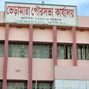 শুধু নোটিশেই খালাস ভেড়ামারা পৌরসভা: নির্বিঘ্নে চলছে অবৈধ ভবন নির্মাণ