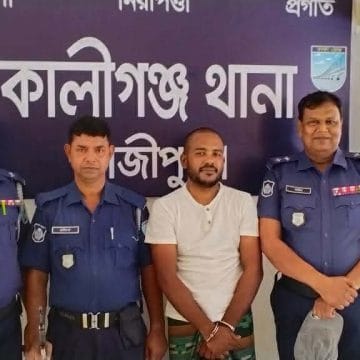Messenger_creation_1068133942239998 কালীগঞ্জে শ্বশুরকে হত্যা করে থানায় গিয়ে দায় স্বীকার করলো জামাই