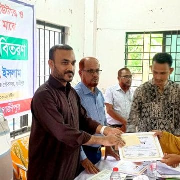 কালীগঞ্জে প্রশিক্ষণার্থীদের মাঝে ভাতা ও সনদপত্র বিতরণ