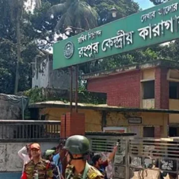 received_1082886397727913 রংপুরে চারজনকে হত্যা মামলায় গ্রেপ্তার দুই আসামির ডোপ টেস্টের জন্য নমুনা সংগ্রহ