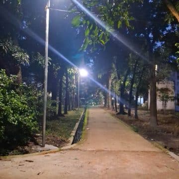 শ্রীপুর উপজেলা স্বাস্থ্য কমপ্লেক্সের পুরো চত্বর এখন আলোকিত, স্বস্তি ফিরল রোগী ও স্বজনদের মাঝে‎