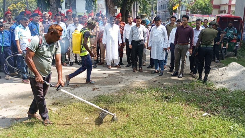 ভেড়ামারায় দেশব্যাপী ডেঙ্গু প্রতিরোধ ও পরিচ্ছন্নতা অভিযানের শুভ উদ্বোধন