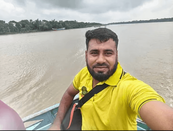 27316 পদ্মায় নৌকাডুবি: নিখোঁজের ৩৬ ঘণ্টা পর ছাত্রদল নেতা রকির মরদেহ উদ্ধার