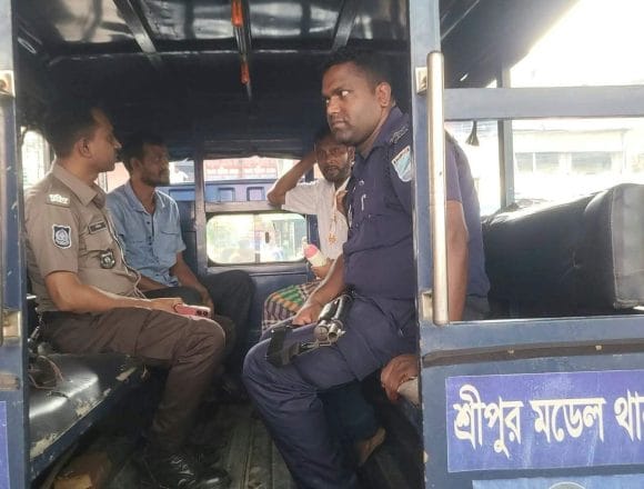 শ্রীপুরের মাওনাতে দুই সন্তানের সামনে নারীকে ধর্ষণ, সন্তানদের নিয়ে মায়ের আত্মহত্যাচেষ্টা