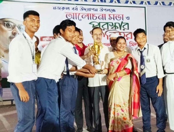 Messenger_creation_1304334918380602 নজরুলের সাম্য ও মানবতার চেতনায় সমাজ গড়ে তুলতে সবাইকে কাজ করতে হবে-ফজলুল হক মিলন এমপি