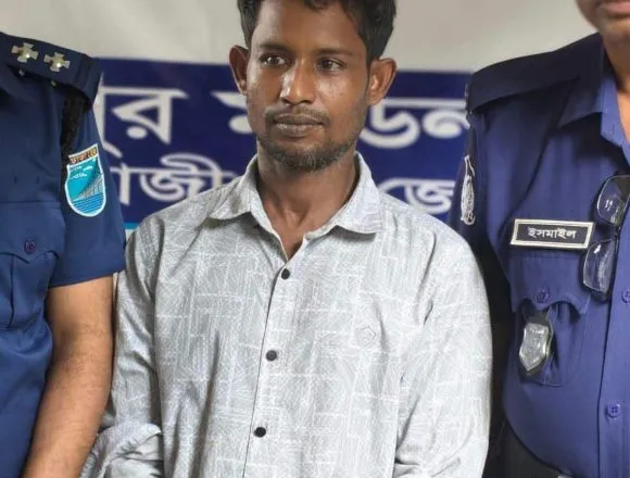 Messenger_creation_1606934567599913 গাজীপুরের শ্রীপুরে সন্তানের সামনে মাকে ধর্ষণ প্রধান আসামি সোহরাব গ্রেপ্তার