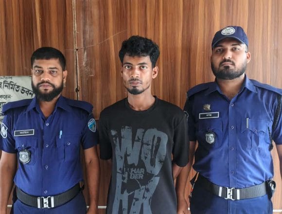 Messenger_creation_2286961321847646 লাকসামে না’রীকে কু’পিয়ে জখমের মামলায় দিদার গ্রেপ্তার!