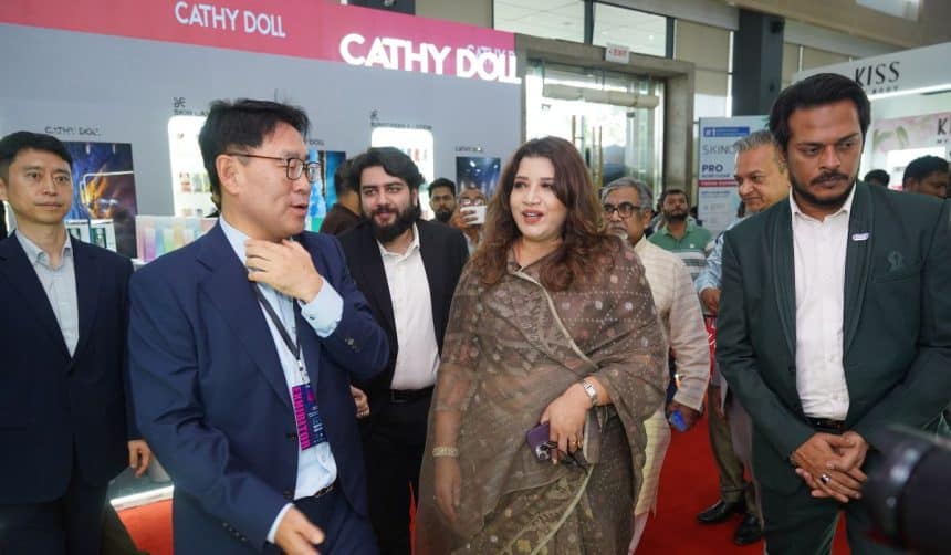 কসমেটিকস-স্কিন ও পার্সোনাল কেয়ার শিল্পে দেশি-বিদেশি বিনিয়োগের আহ্বান পররাষ্ট্র প্রতিমন্ত্রীর