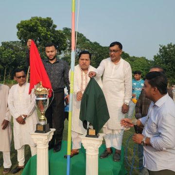 ভেড়ামারায় আবু হাজী জহির উদ্দিন স্মৃতি ফুটবল টুর্নামেন্টের ফাইনাল ও পুরস্কার বিতরণী