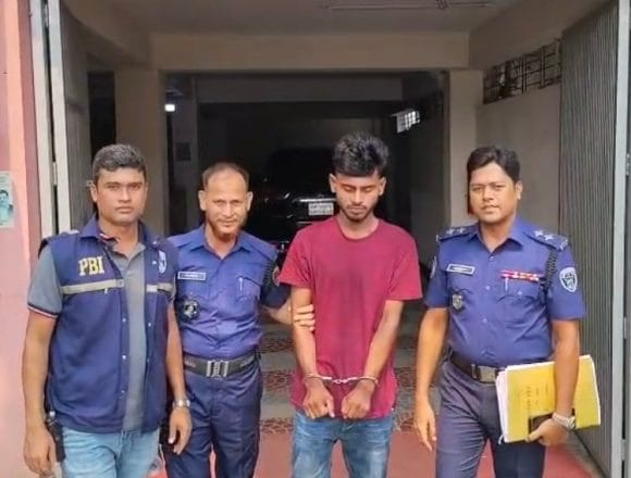 ক্লোলেস মামলার রহস্য উদঘাটন ‎আড়াই বছর পরে পিবিআইয়ের হাতে আটক ঘাতক চালক