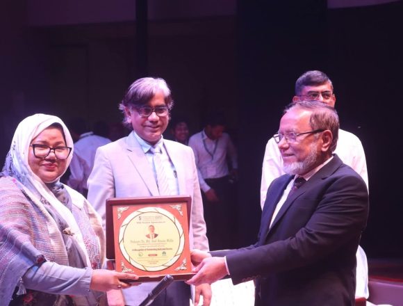 IMG-20261030-WA0018 কৃষি উন্নয়নে উদ্ভিদবিজ্ঞান ও প্রযুক্তির গবেষণার বিকল্প নেই: গাকৃবি অধ্যাপক ড. বাছেত মিয়া