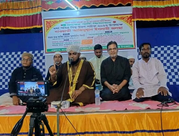 লাকসামে জাকের পার্টির দাওয়াতি আজিমুশ্বান ইসলামী জলছা অনুষ্ঠিত